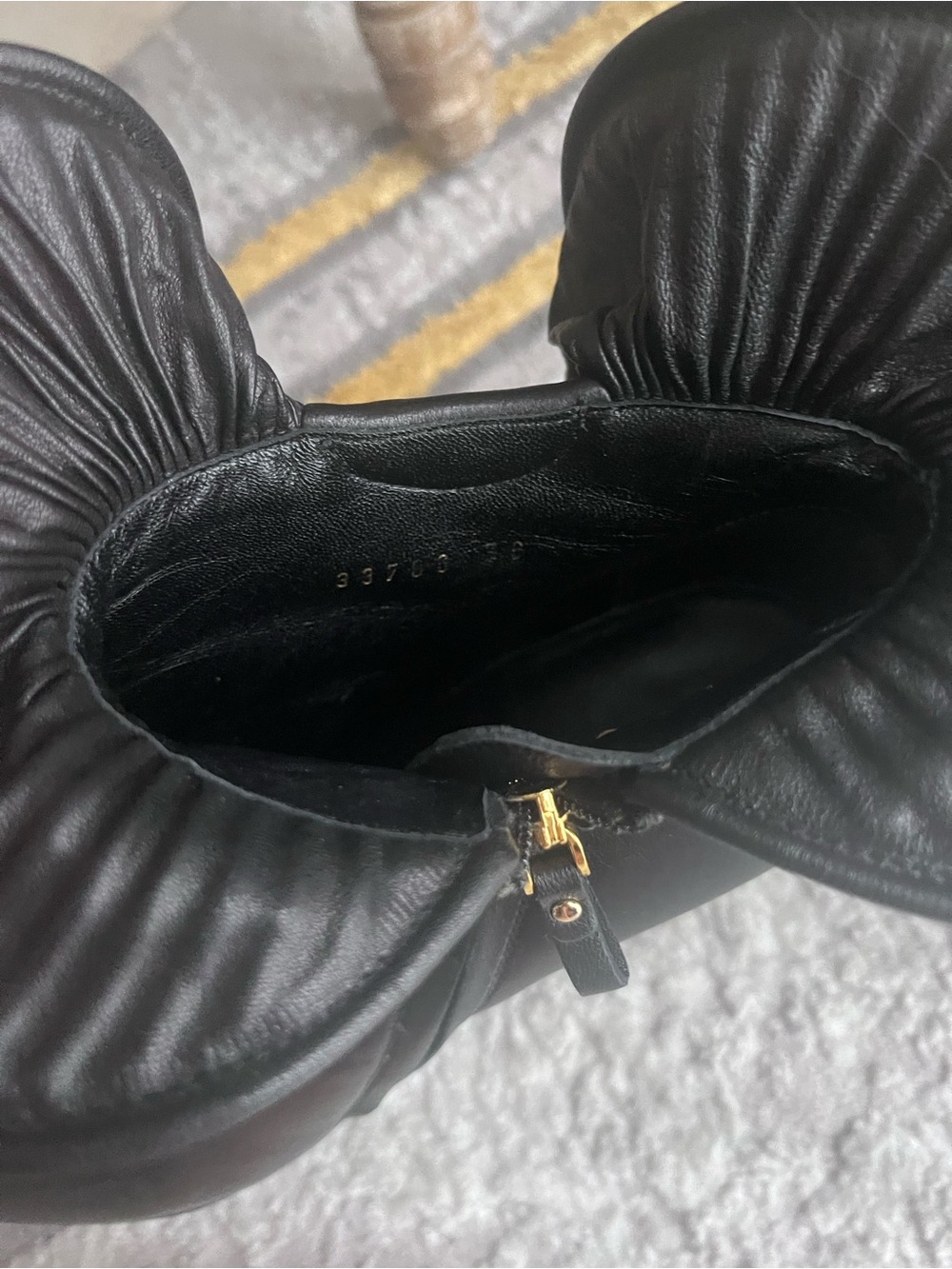 🖤SERGIO ROSSI BLACK RUFFLE LEATHER BOOTIES🖤36 - Picture 3 of 6